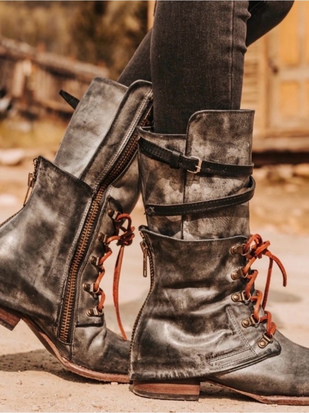 Ravi by Freebird Distressed Combat Boots with Brown Laces Sz 8 - Picture 6 of 6